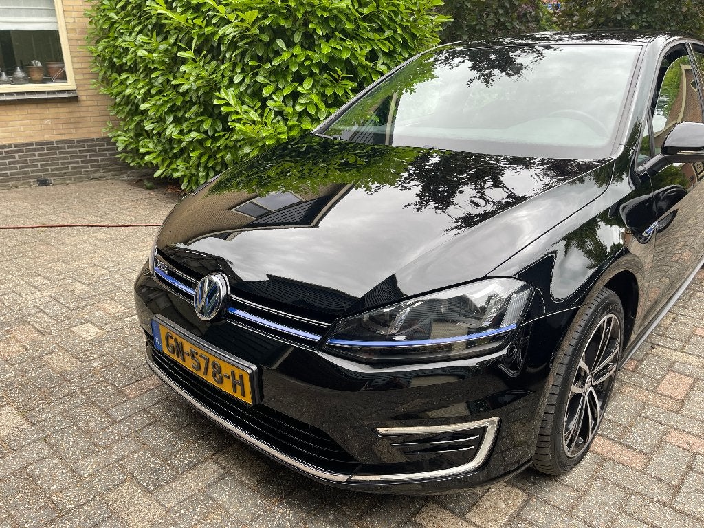 Volkswagen Golf 1.4 TSI Phev 150KW GTE 5D 2015, getuned, 4 cilinders, Zwart, 1395 cc, 1499 kg