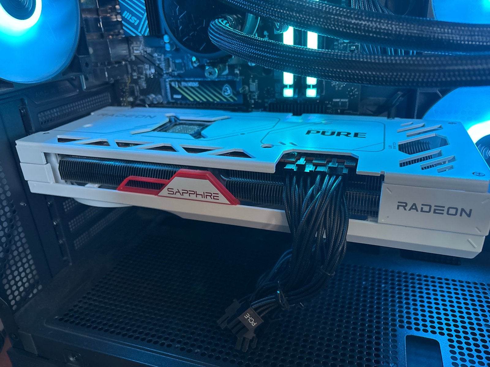 Sapphire PURE AMD Radeon RX 7900 GRE - Wit, Computers en Software, Videokaarten, Ophalen, Gebruikt, GDDR6, PCI-Express 4