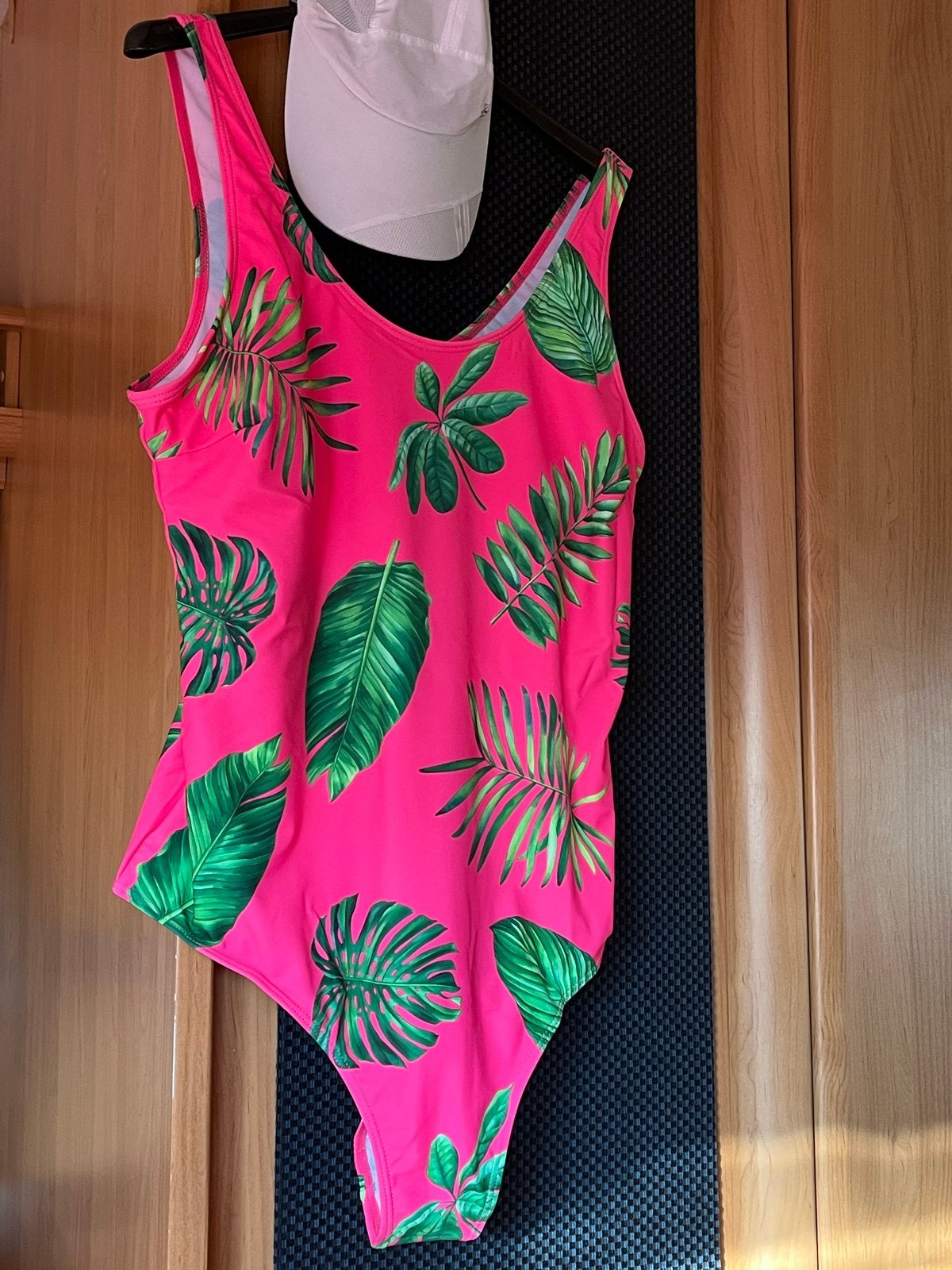 Prachtig badpak nieuw!Maat 46, Kleding | Dames, Badmode en Zwemkleding, Ophalen of Verzenden, Nieuw, Roze, Badpak