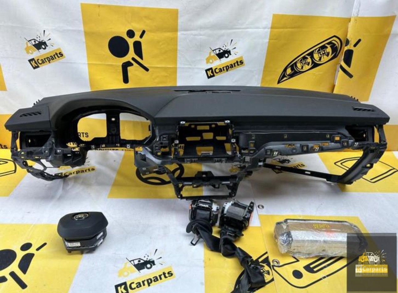 Skoda Scala 657 Compleet Dashboard set Airbag set origineel