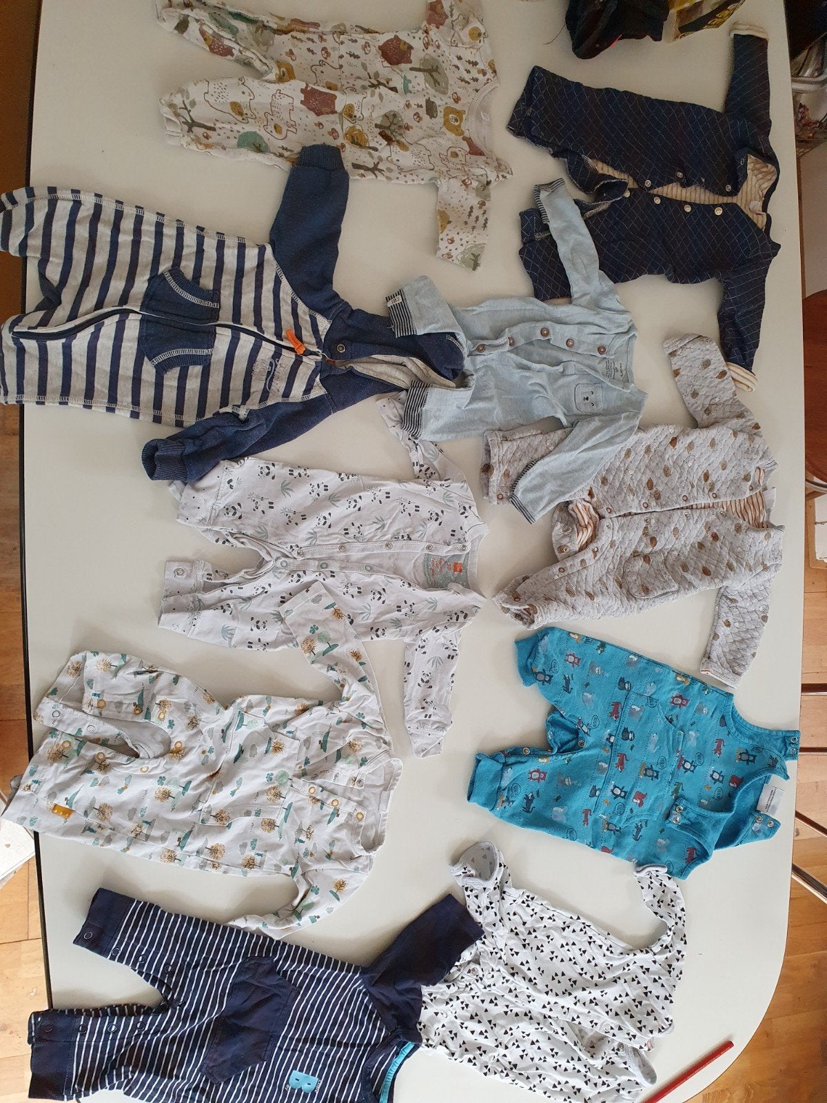 Babykleding pakket: Rompertjes en pakjes (maat 50-68), Kinderen en Baby's, Babykleding | Overige, Gebruikt, Jongetje of Meisje