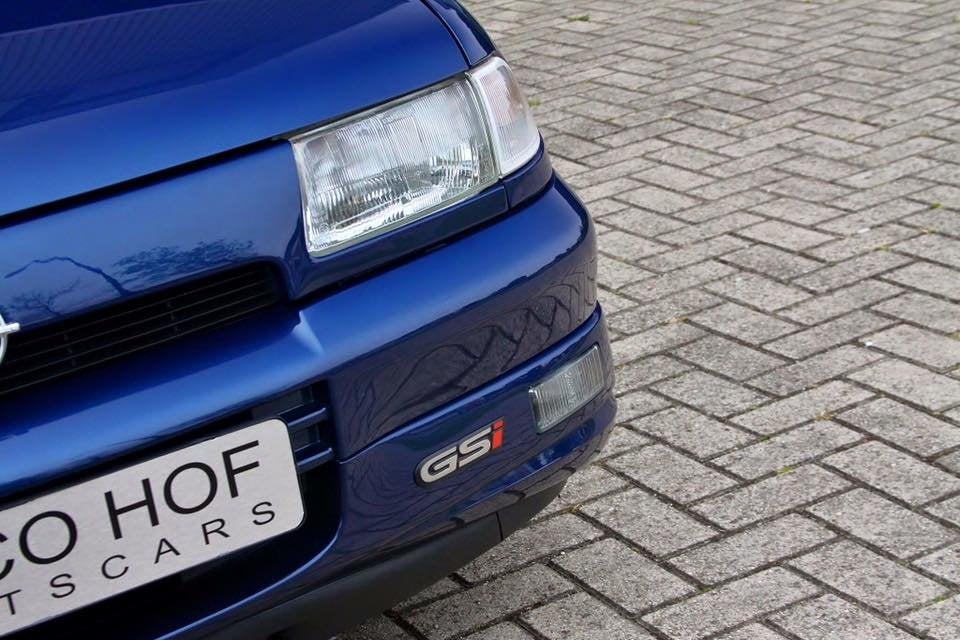 Opel Astra 2.0i GSi 49.000km *Collectors item in mint condit, Voorwielaandrijving, Blauw, 116 pk, Bedrijf