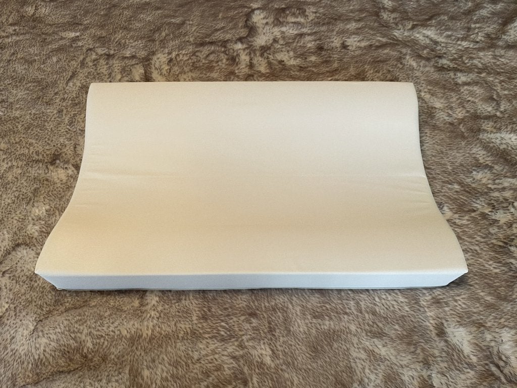 Bébé-Jou Aankleedkussen - 72x44 cm - Wit, Kinderen en Baby's, Badjes en Verzorging, Ophalen of Verzenden, Zo goed als nieuw, Aankleedkussen