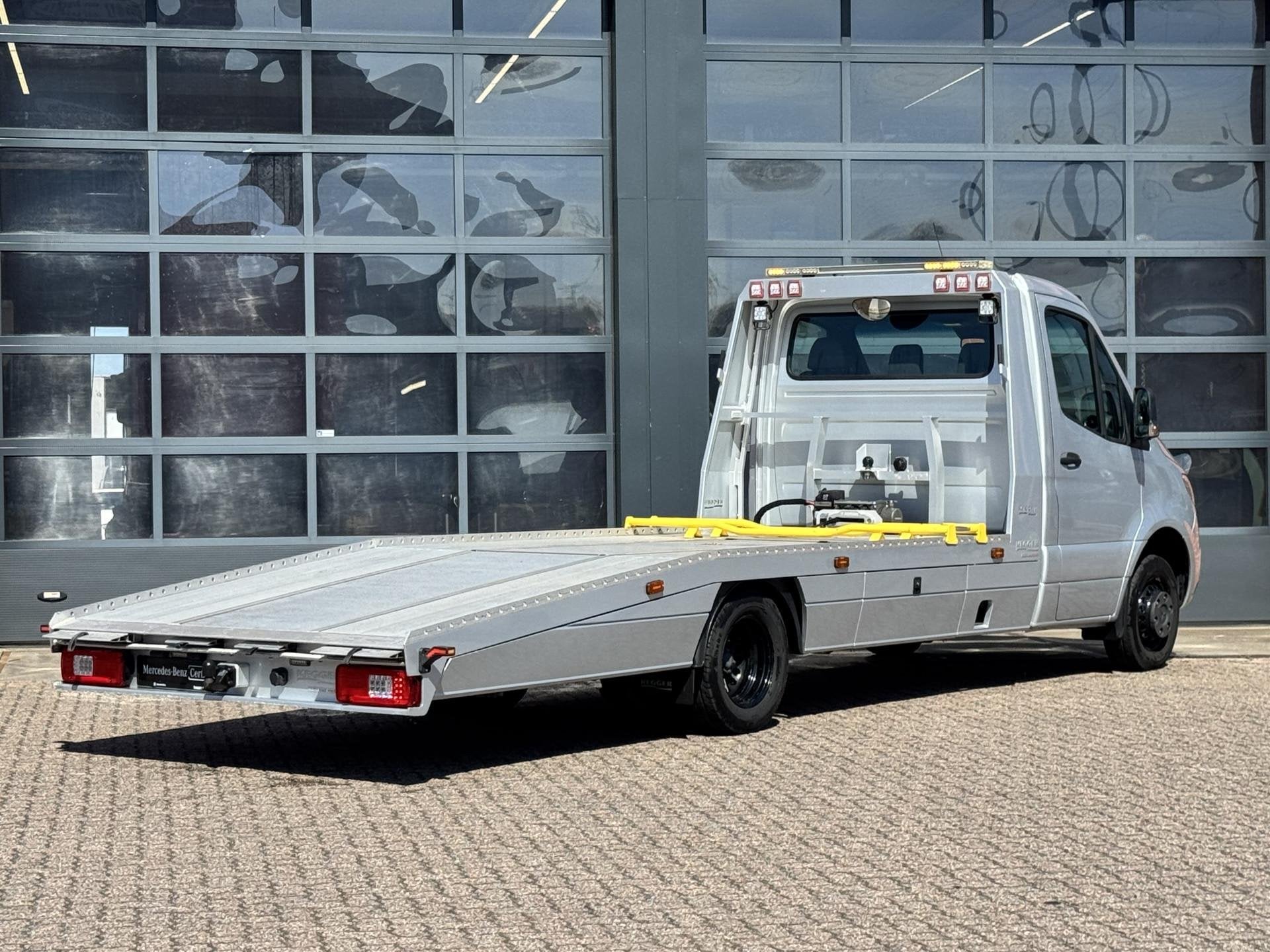 Mercedes-Benz Sprinter 519 3.0 V6 Oprijwagen | Luchtvering |, Gebruikt, 190 pk, Met garantie (alle), 2987 cc