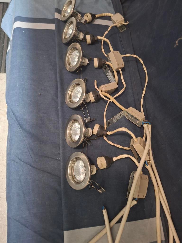 Inbouw spotjes., Ophalen