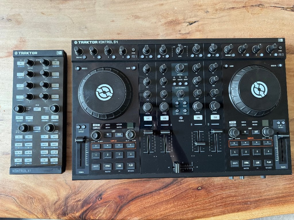 Traktor control S4 MK1 + X1, Muziek en Instrumenten, Dj-sets en Draaitafels, Zo goed als nieuw, Dj-set, Overige merken, Ophalen of Verzenden