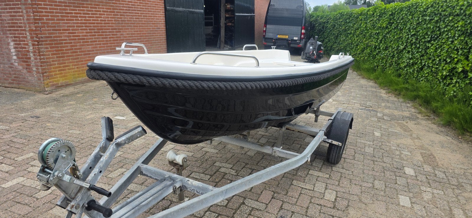 Sloep 3.9m met 5 pk suzuki 4 takt, Ophalen, 4 m, 5 pk, Trailer