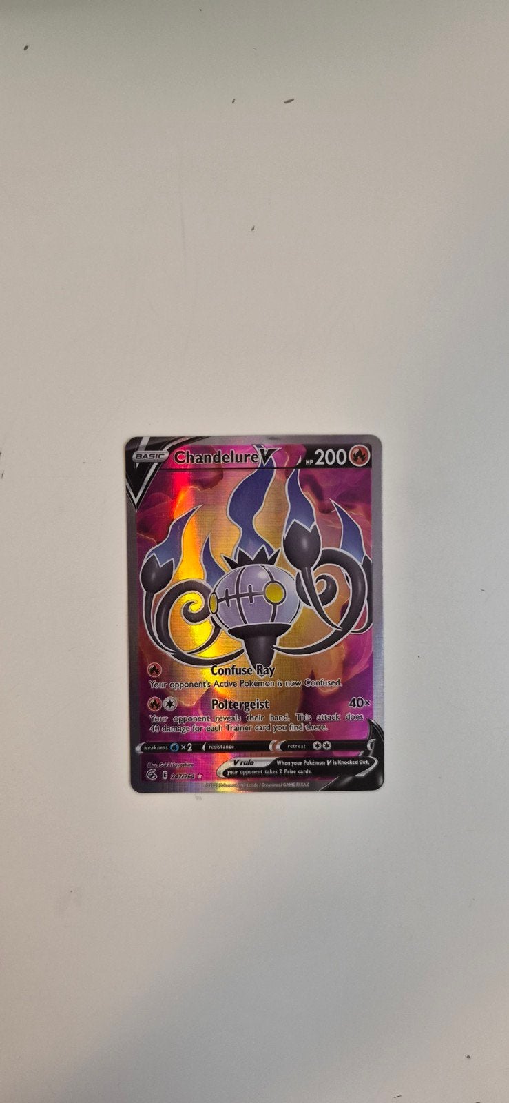 Chandelure V 200 HP Pokémon kaart, Ophalen, Zo goed als nieuw, Losse kaart