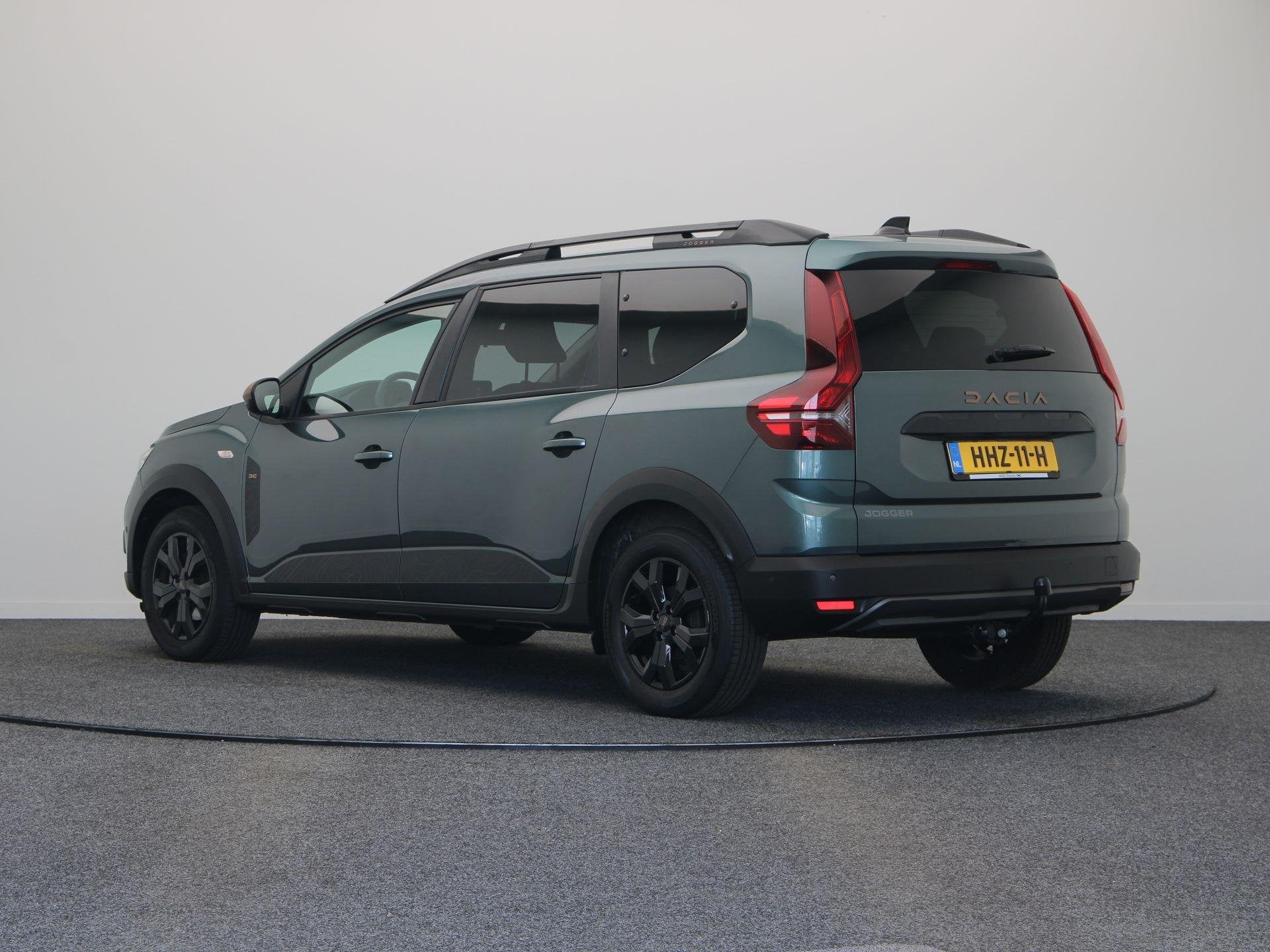 Dacia Jogger 1.0 TCe 100 ECO-G Extreme 7p. | Trekhaak | Bi-F, Auto's, Voorwielaandrijving, Gebruikt, Euro 6, 7 stoelen