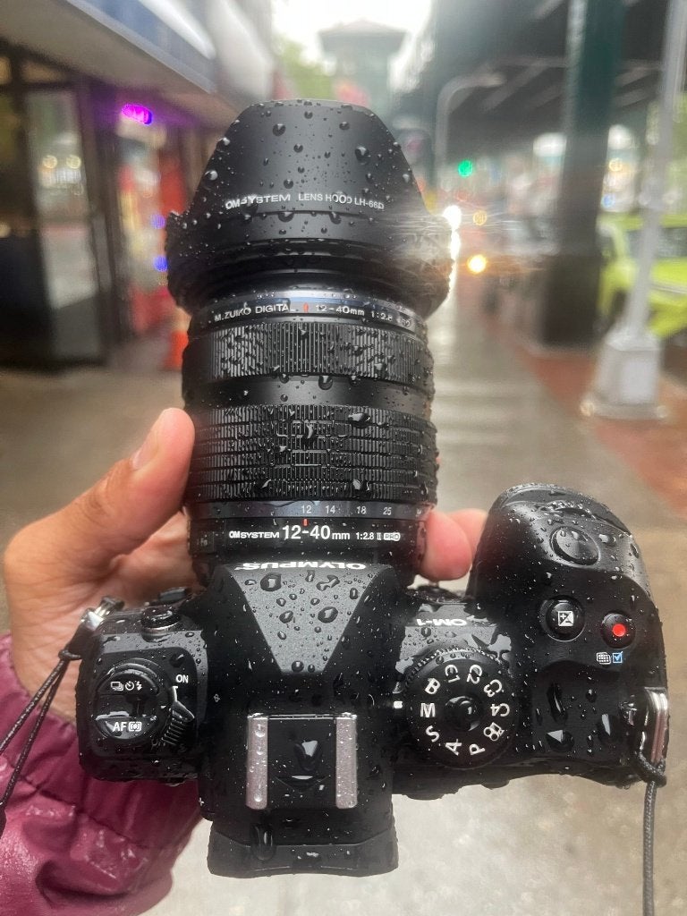 OM SYSTEM OM-1 Mark II + 12-40mm PRO II NIEUW, Ophalen, GPS, Nieuw, Screenprotector