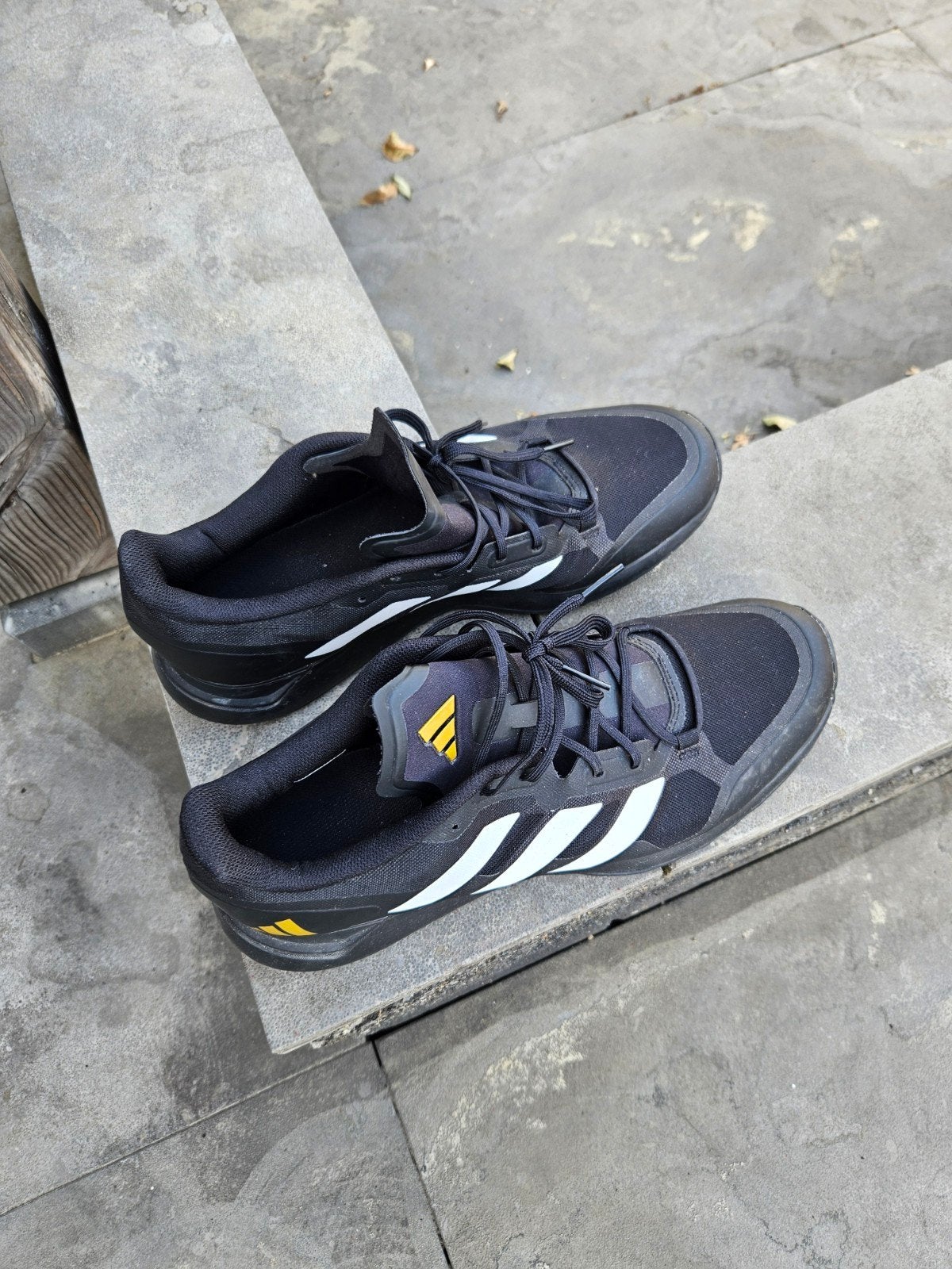Adidas hockeyschoenen nieuw maat 46, zwart., Ophalen of Verzenden, Zo goed als nieuw, Schoenen