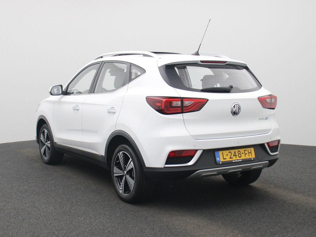 MG ZS EV Luxury 45 kWh | panoramadak | Lichtmetalen velgen |, Auto's, MG, Gebruikt, 143 pk, ZS, 1507 kg