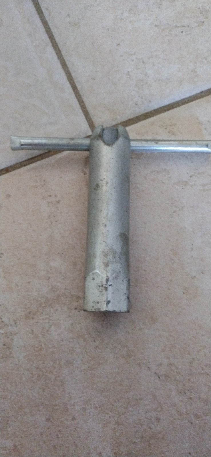 RAHSOL 1049 Bougiesleutel 21mm Chrome Vanadium Duitsland, Auto diversen, Ophalen of Verzenden