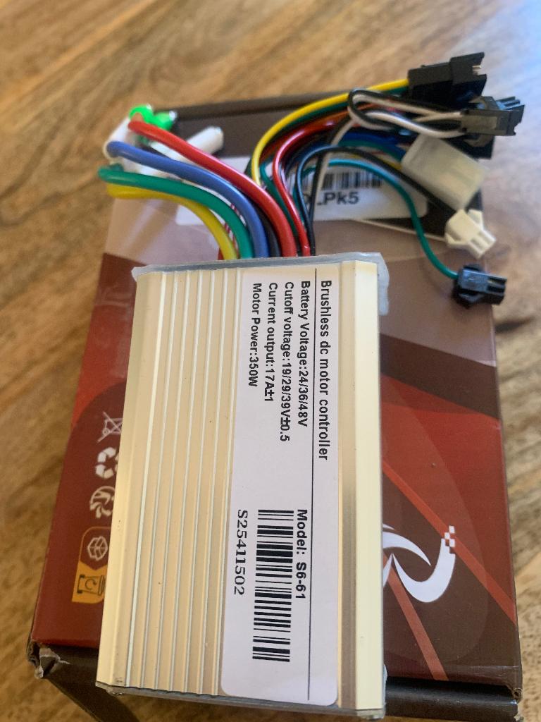 Brushless dc motor controller model S661, Fietsen en Brommers, Fietsonderdelen, Ophalen of Verzenden, Zo goed als nieuw, Elektrische fiets