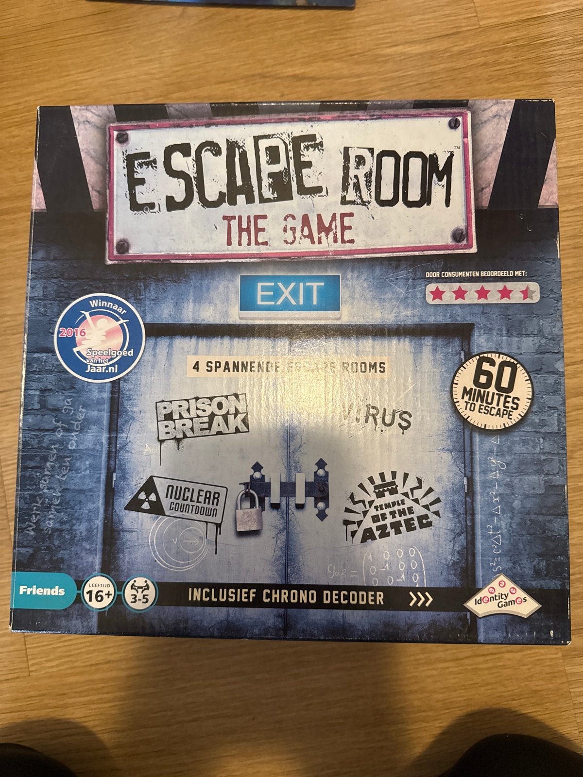 Escape Room The Game - 4 spannende escape rooms, Hobby en Vrije tijd, Gezelschapsspellen | Bordspellen, Drie of vier spelers, Ophalen of Verzenden