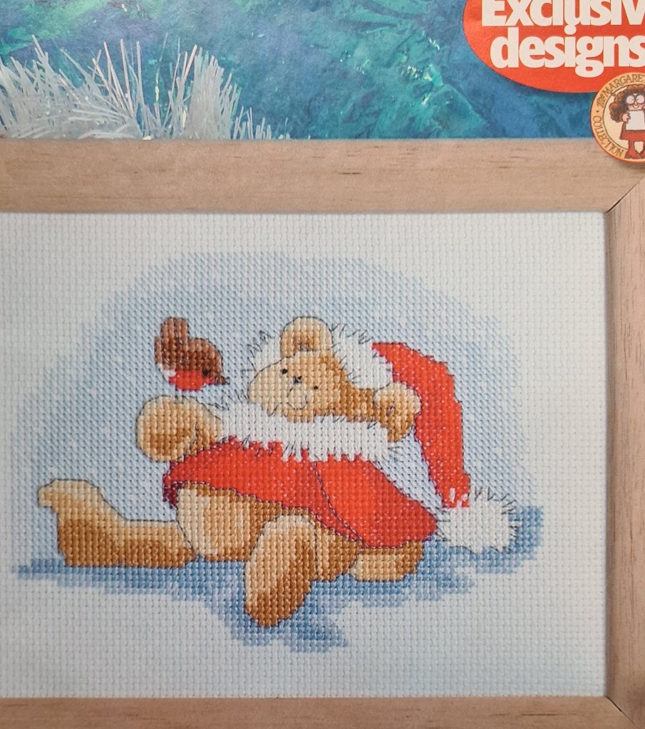 Baxter beertje met roodborstje Kerst borduurpatroon, Hobby en Vrije tijd, Ophalen, Nieuw, Handborduren, Patroon