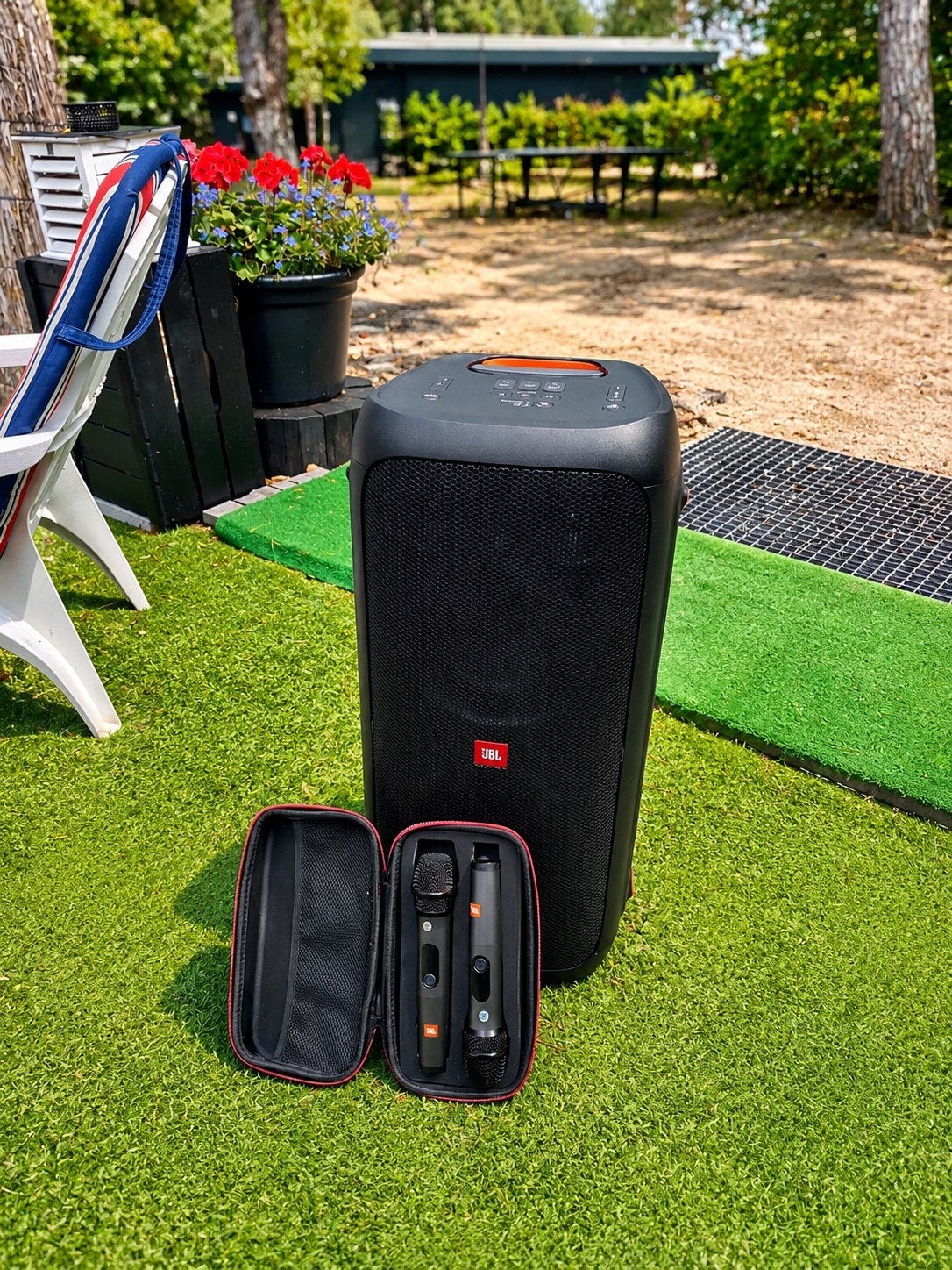 Te huur JBL PartyBox 310 met microfoons -, Ophalen, Zo goed als nieuw, Overige