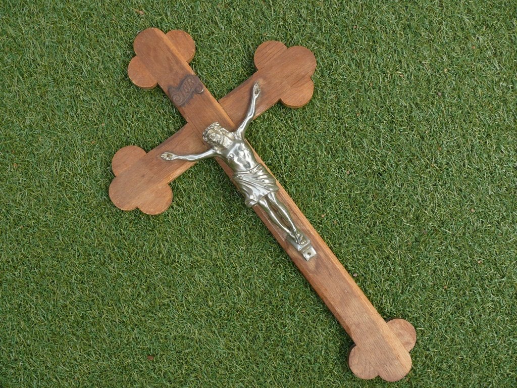 Jezus aan een houten kruis, Antiek en Kunst, Antiek | Religie, Ophalen of Verzenden