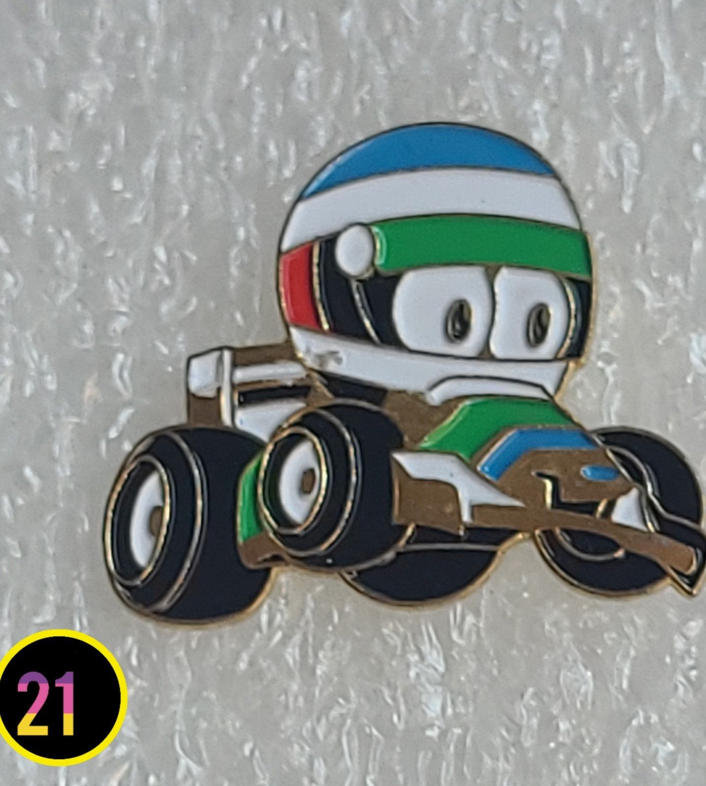 Leuke Formule 1 raceauto pin, Verzenden