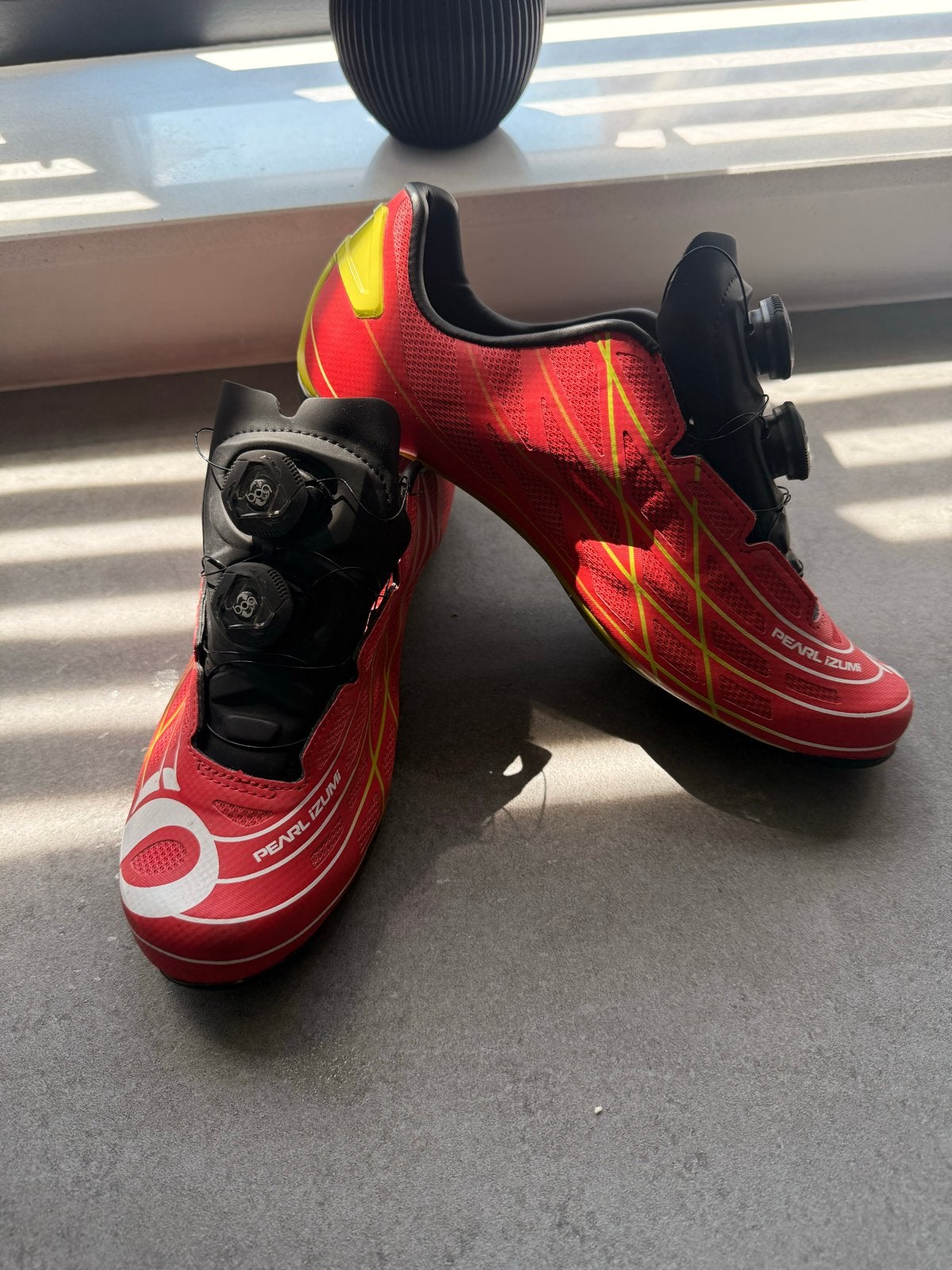 Pearl Izumi PRO Leader v4 schoenen Maat 44 (nieuw 300,-), Fietsen en Brommers, Fietsaccessoires | Fietskleding, Ophalen, Gebruikt
