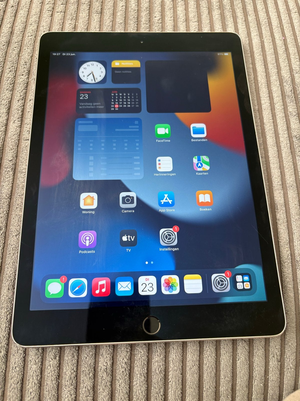Apple iPad Air 2 64GB Zilver - Goede staat, zonder toebehore, 9 inch, Gebruikt, Apple iPad Air, Ophalen of Verzenden