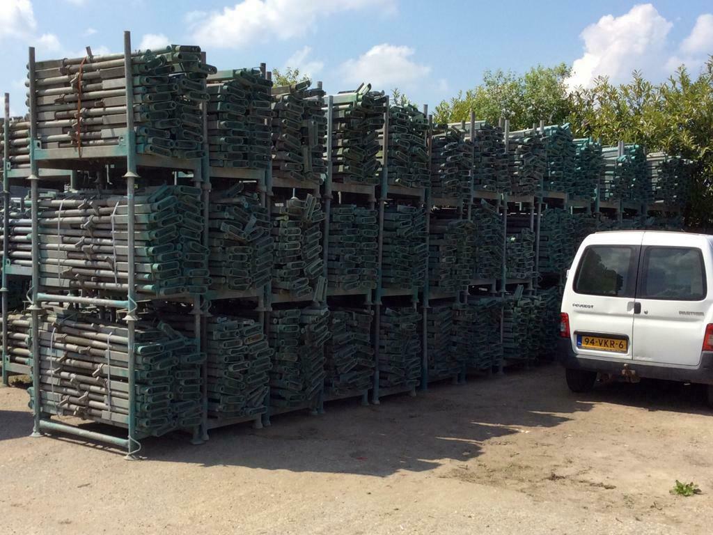 klembalusters, Randbeveiliging, Steigerleuning,bekmaat 32cm, Doe-het-zelf en Verbouw, Ophalen, Zo goed als nieuw