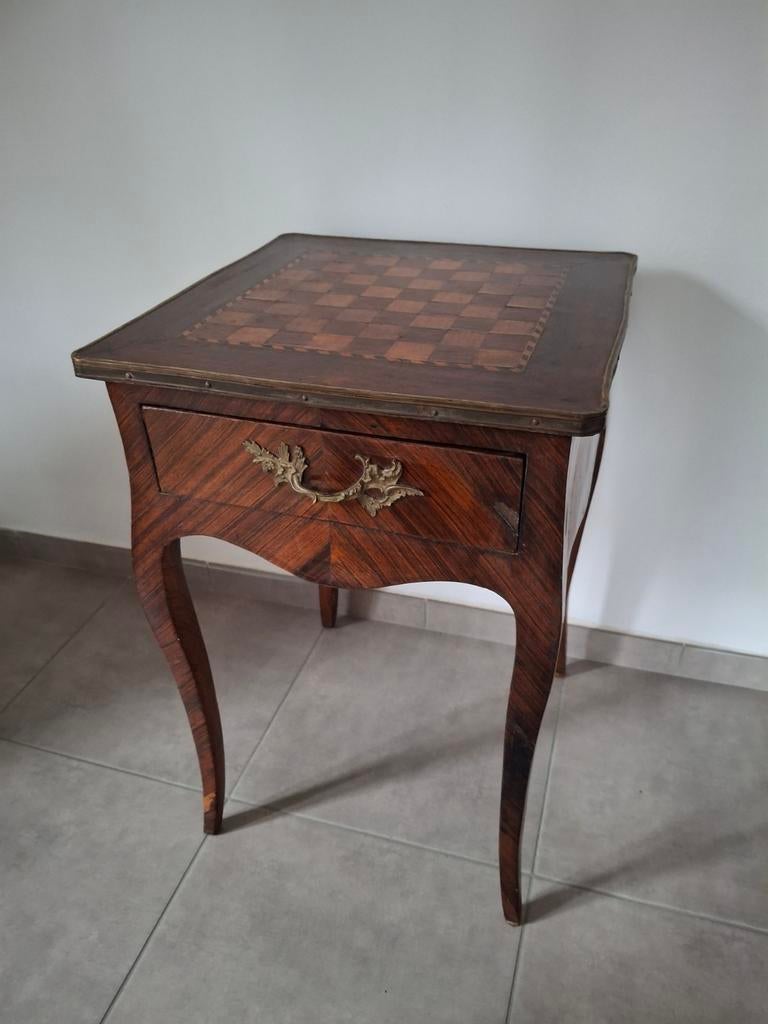 Antieke houten schaaktafel met schaakbord uit Frankrijk, Antiek en Kunst, Antiek | Meubels | Tafels, Ophalen