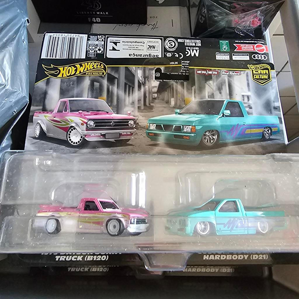 Hot Wheels Premium Car Culture - Datsun & Nissan Set, Nieuw, Ophalen of Verzenden, 333 Continental Boulevard, El Segundo, CA 90245, USA