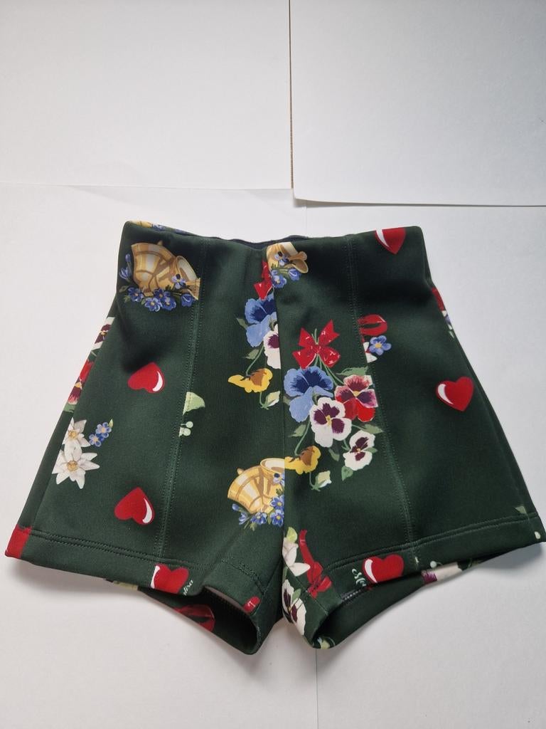 Monnalisa short, Broek, Meisje, Ophalen of Verzenden, Zo goed als nieuw