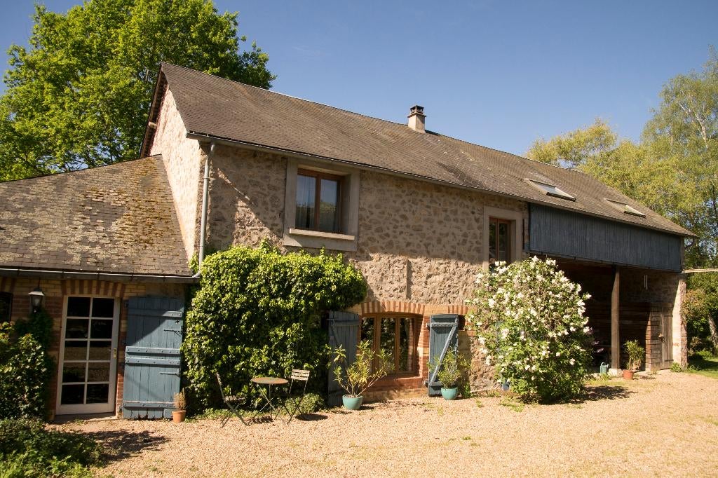 Ruim vakantie huis te huur in de Morvan, 4 of meer slaapkamers, Wasmachine, In bergen of heuvels, Bourgogne