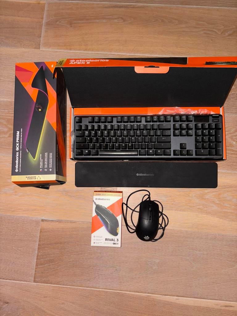 Steelseries Gaming setup toetsenbord, muis, muismat, Spelcomputers en Games, Games | Pc, 1 speler, Ophalen of Verzenden, Zo goed als nieuw