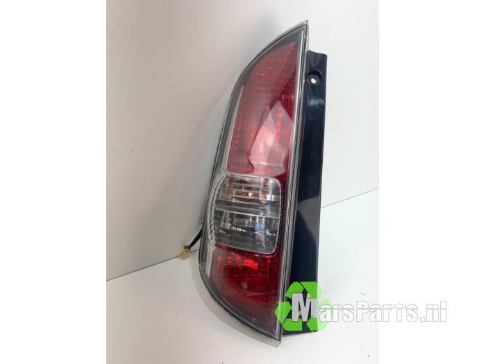 Achterlicht links van een Daihatsu Sirion, Gebruikt, Daihatsu, -, -