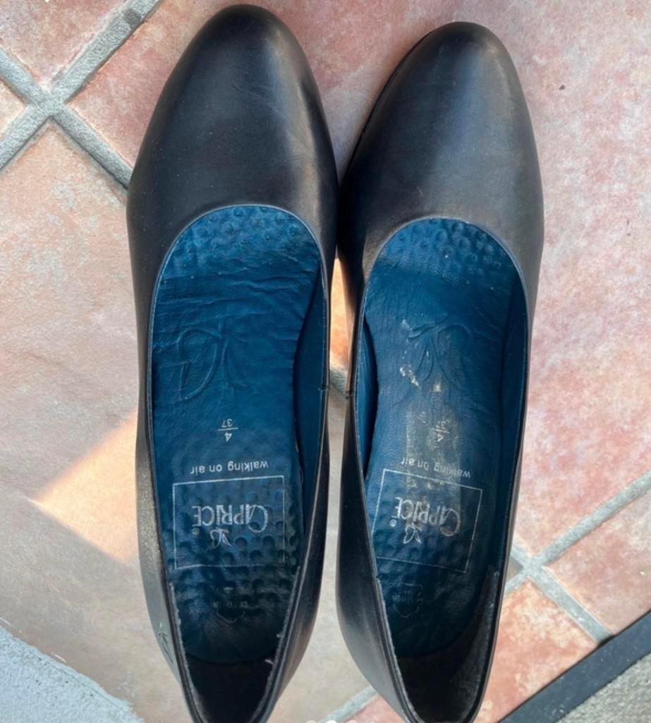 Zwarte leren pumps maat 37 - nette staat, Ophalen of Verzenden, Zo goed als nieuw, Zwart, Pumps