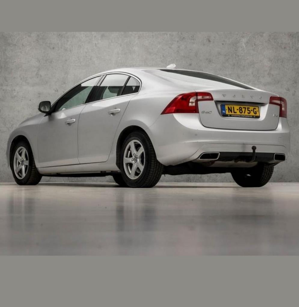 Let op prijs verlaagd!Volvo S60 2.0 D4 Geartronic 2017 Grijs, Auto's, Volvo, Stof, 1800 kg, 1969 cc, S60