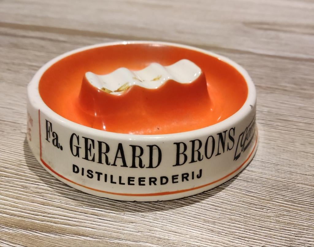 Vintage Asbak, Fa. Gerard Brons Distilleerderij Gorredijk, Ophalen of Verzenden