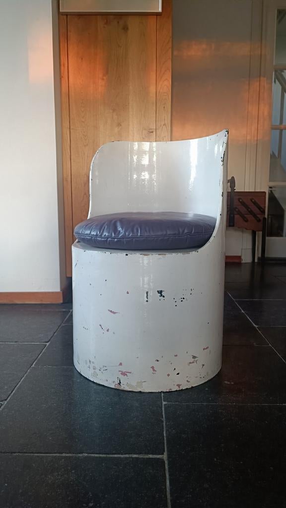 Tom-o-Tom chair, Ophalen, Eén