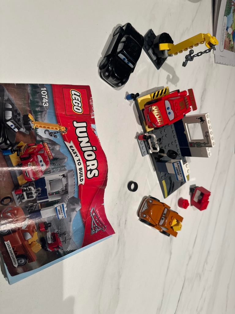 Lego Juniors Cars Smokey's Garage 10743, Ophalen of Verzenden, Gebruikt, Complete set, Lego