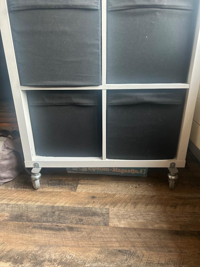 Kallax  4 vakkenkast, Huis en Inrichting, Kasten | Wandmeubels, Ophalen, Gebruikt, Minder dan 150 cm, Minder dan 100 cm