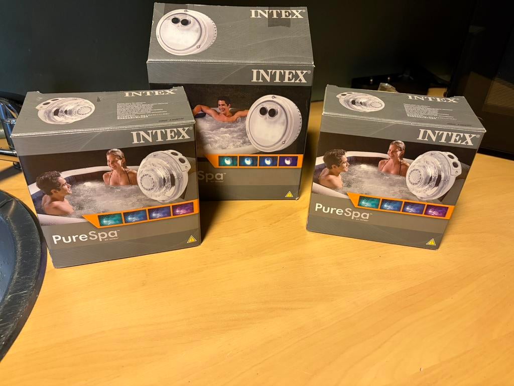 Jaquzzi lampen intex, Ophalen, Nieuw