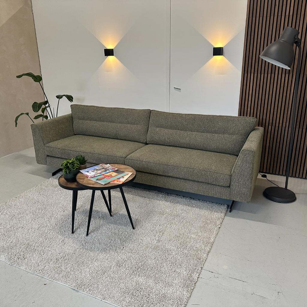 GRATIS BEZORGING 4 zits bank Zoë SHOWROOMMODEL INNO Living, Nieuw, 75 tot 100 cm, Ophalen of Verzenden, Rechte bank