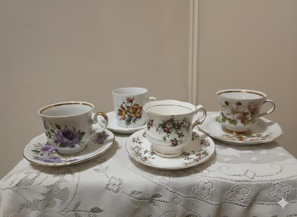 ​4 Vintage Kop & Schotels: Winterling, Bavaria & Balmoral, Antiek en Kunst, Antiek | Servies los, Ophalen of Verzenden
