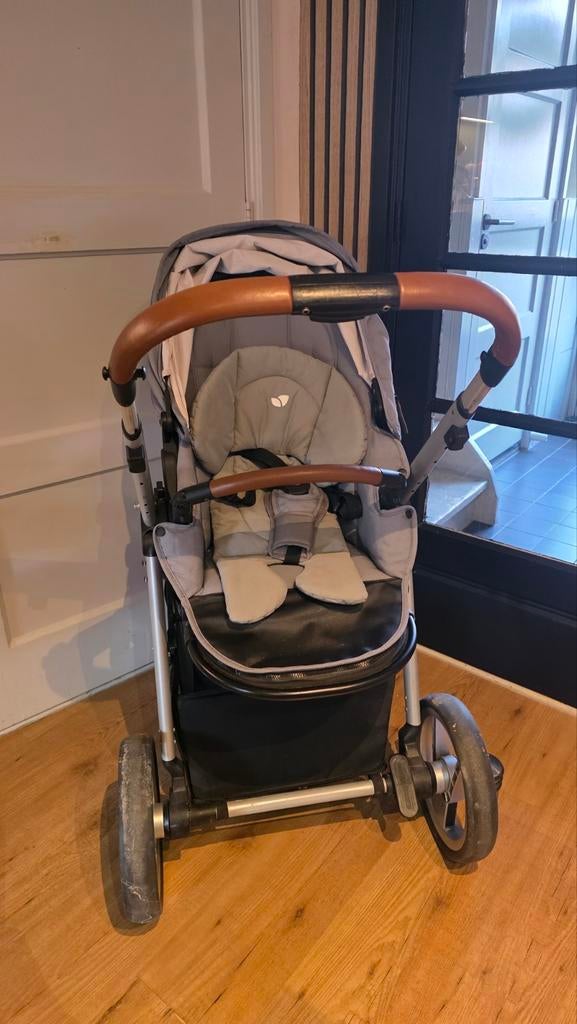 Mutsy Traveler Combiwagen - Reiswieg & Buggyzitje, Kinderen en Baby's, Kinderwagens en Combinaties, Zo goed als nieuw, Combiwagen
