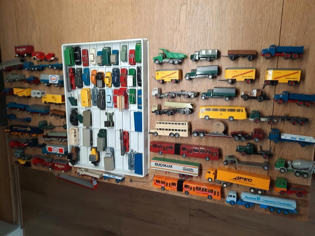 Wiking. 3 euro per stuk. Koopje. OP = OP, Ophalen of Verzenden, Nieuw, Bus of Vrachtwagen, Wiking