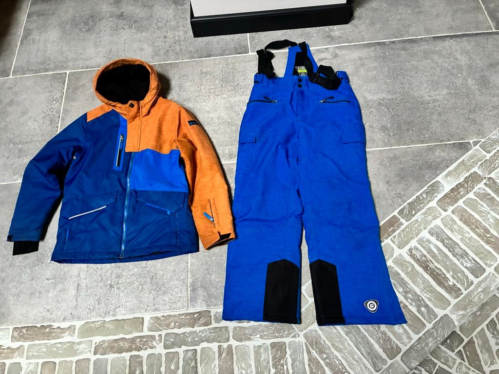 Ski kleding kinderen maat 152, broek en jas, Ophalen of Verzenden, Zo goed als nieuw