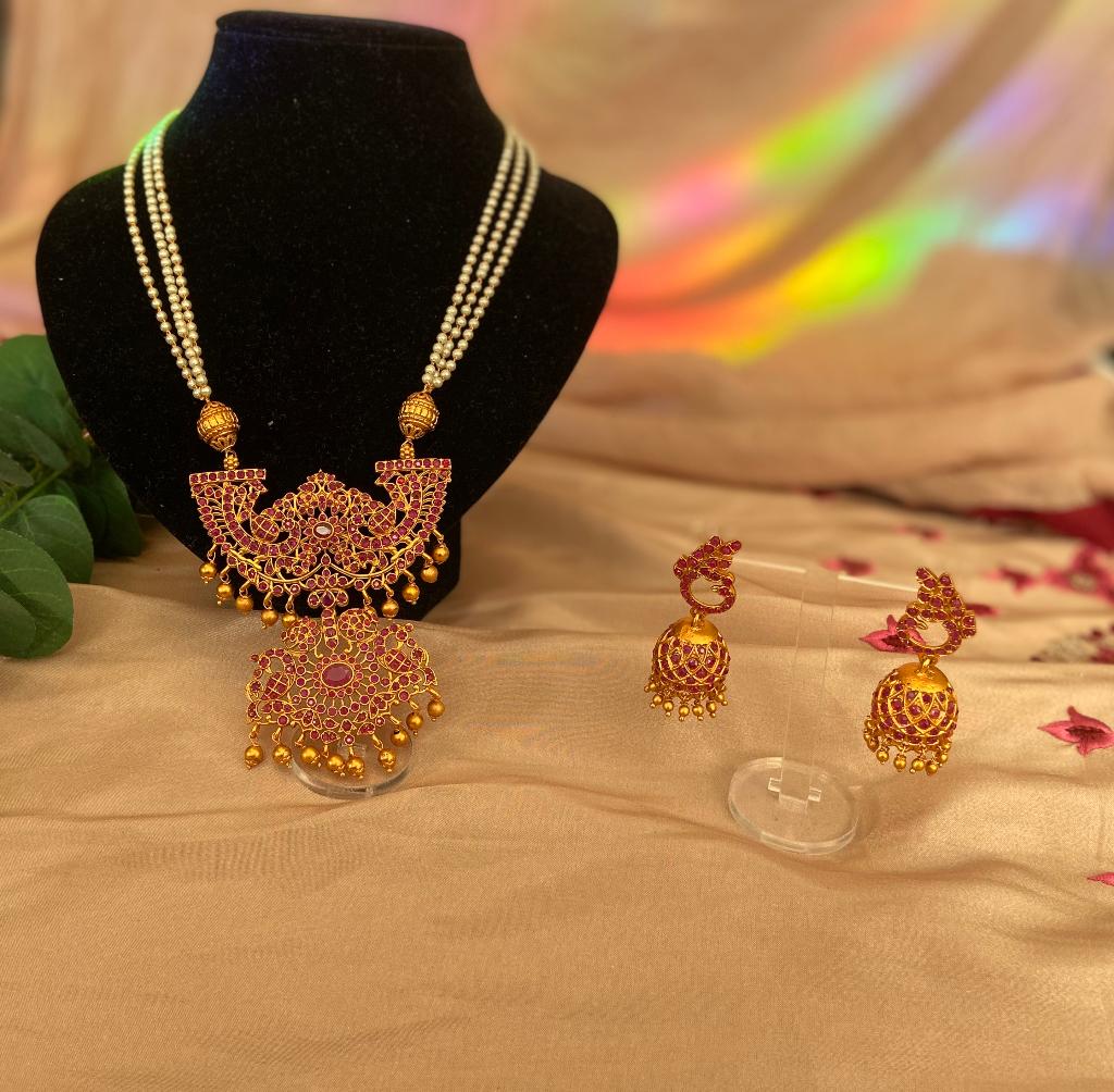 Nieuw Indiase sieraden set 2-delig - parel - rode stenen, Overige materialen, Verstelbaar, Verzenden, Nieuw