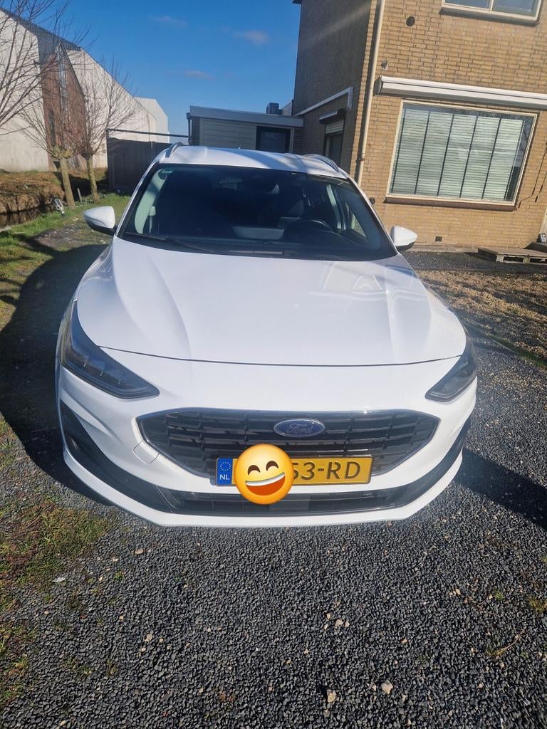 Foto 8 van Ford Focus 1.0 Ecoboost Hybrid  NOV 2022 CARPLAY DRAADLOOS