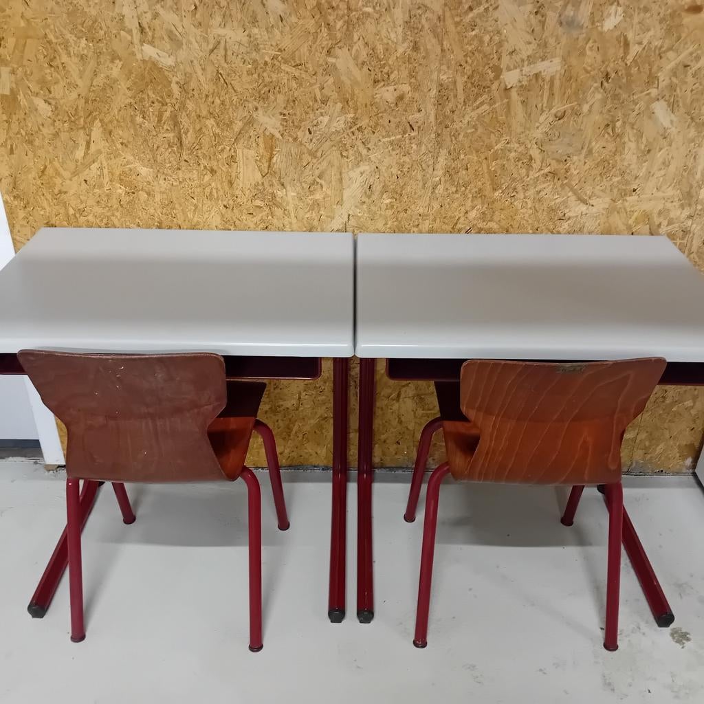 2 schoolbankjes met stoeltjes, Ophalen of Verzenden, Gebruikt, Tafel(s) en Stoel(en)