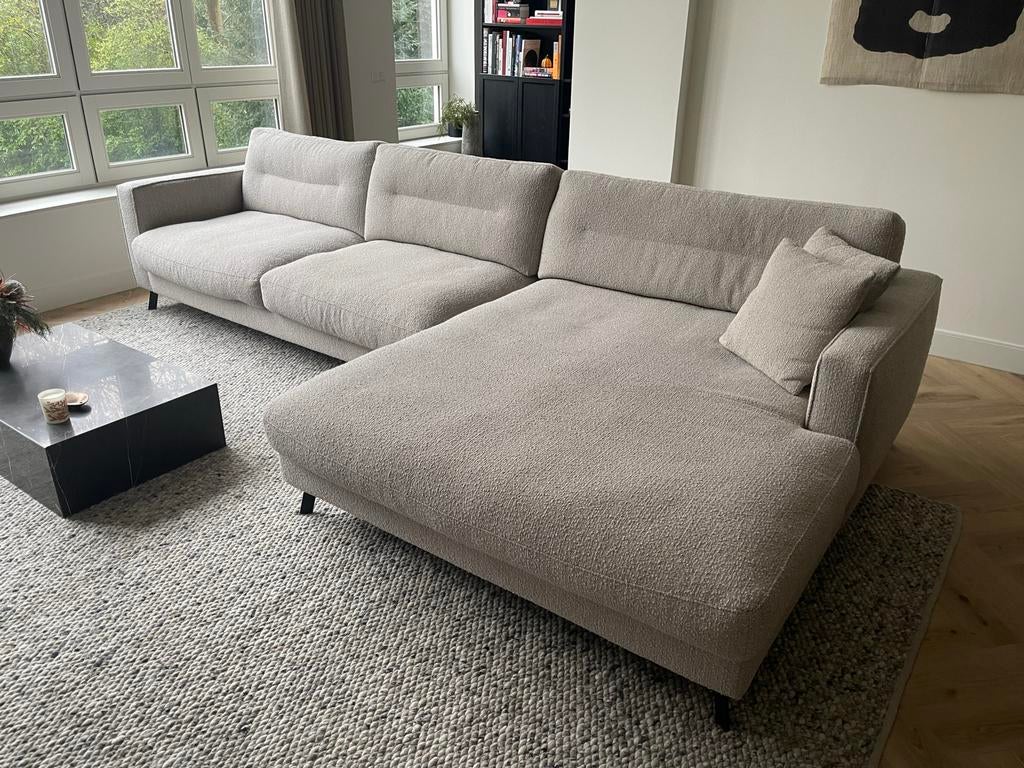 Melchior Loungebank Bouclé Taupe, Ophalen, 100 tot 125 cm, 300 cm of meer, Zo goed als nieuw