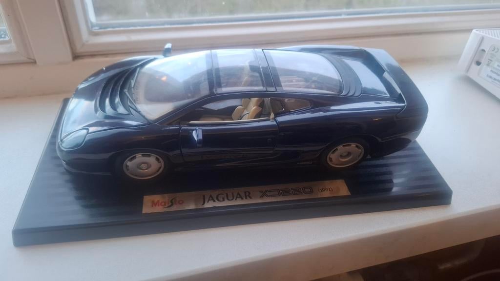 Maisto Jaguar XJ220 (1992) Modelauto, Ophalen of Verzenden