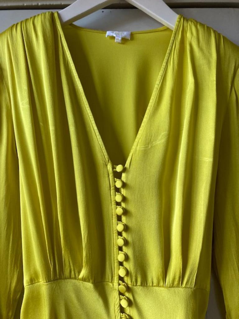 GHOST LONDEN / TANYA SARNE / SCHITTEREND JURKJE / SATIJN, Kleding | Dames, GHOST, Geel, Maat 46/48 (XL) of groter, Nieuw